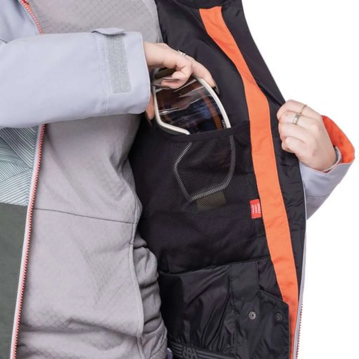 686 Women's Athena Insulated Jacket 2022
